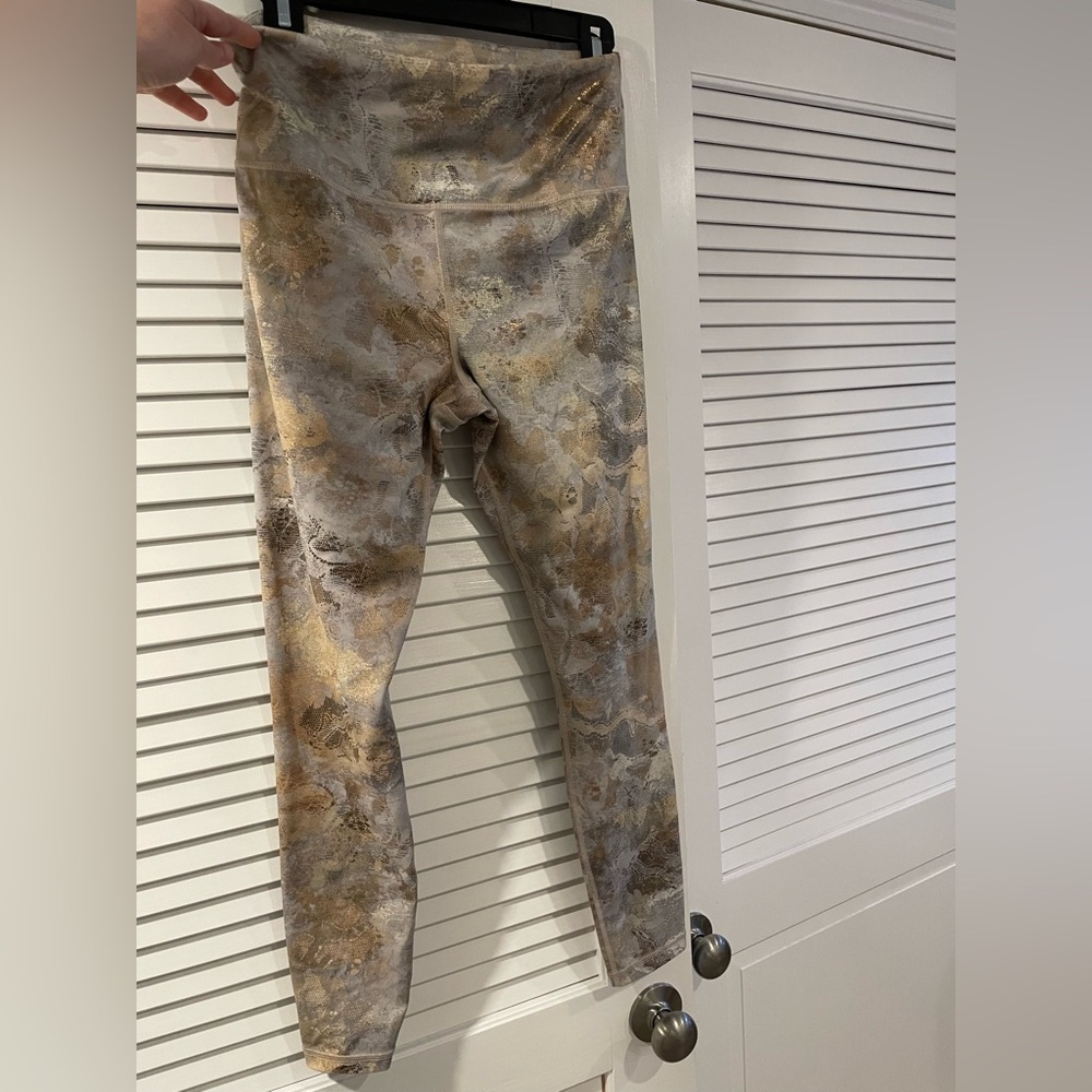 Athleta Elation tights 7/8 - Like new